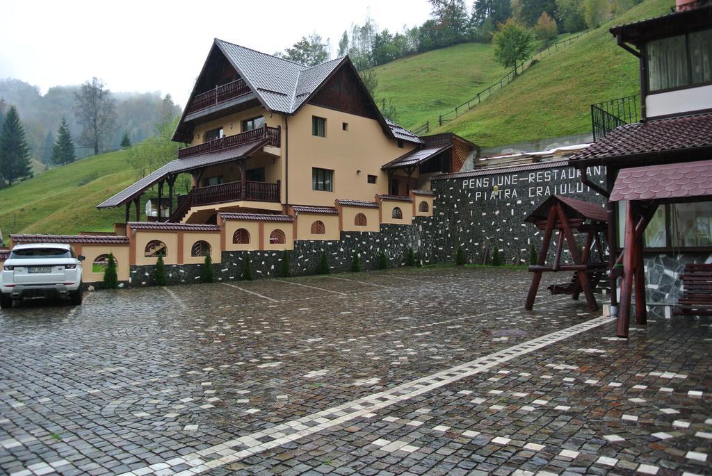 Pensiune Restaurant Piatra Craiului Dîmbovicioara Esterno foto