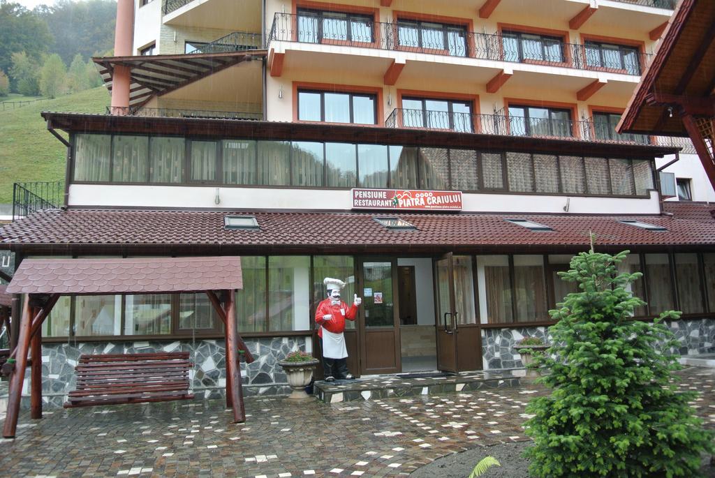 Pensiune Restaurant Piatra Craiului Dîmbovicioara Esterno foto